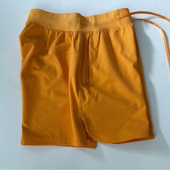 Lululemon Shorts Women's Mango Dream License To Train High Rise
Workout - Picture 5 of 7